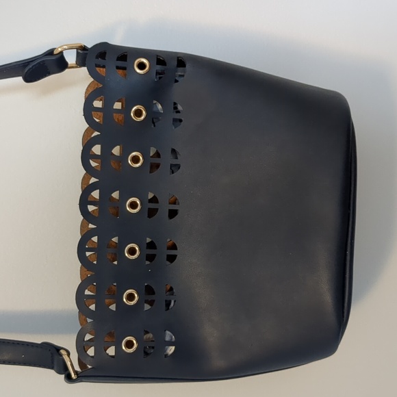 Stella & dot - Navy Blue small handbag with liner - Picture 2 of 7